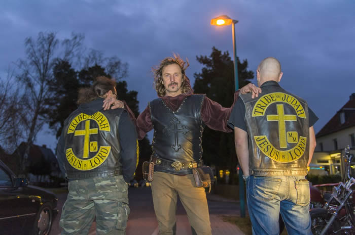 Jesus-Rocker: Gewalt und Religion Jesus-Rocker: Gewalt und Religion